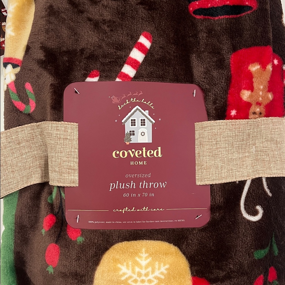 Coveted Cozy Holiday Plush Throw Blanket - Brown and Red 60” x 70” 🤎🎅🏻🤎